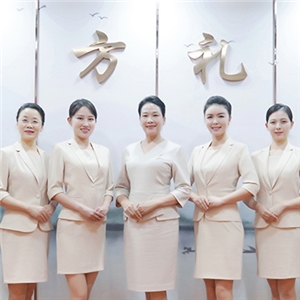 东方礼仪合肥分院签约讲师授牌仪式 